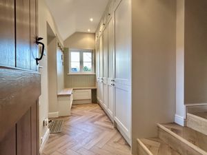 Entrance Hallway- click for photo gallery